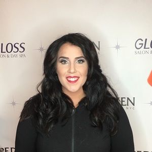 Meet your Posher, Alicia